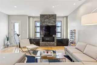 Photo #2: 21142681 Listing