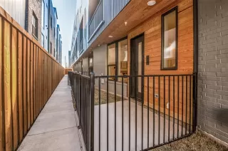 Photo #3: 21142926 Listing 