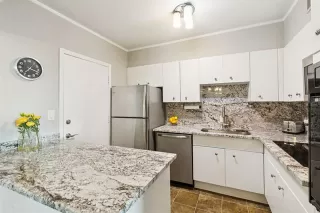 Photo #4: 21143408 Listing 