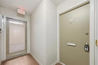 Photo #2: 21144002 Listing