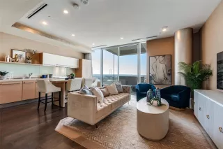 Photo #2: 21144583 Listing 