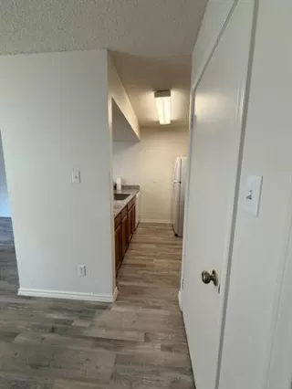 Photo #6: 21145204 Listing 