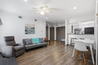 Photo #3: 21145497 Listing