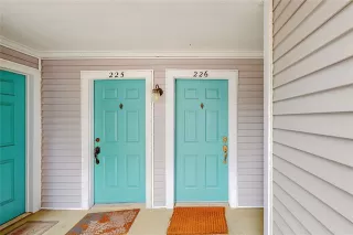 Photo #2: 21145872 Listing