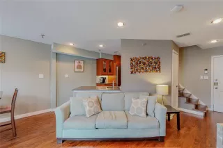 Photo #3: 21145872 Listing