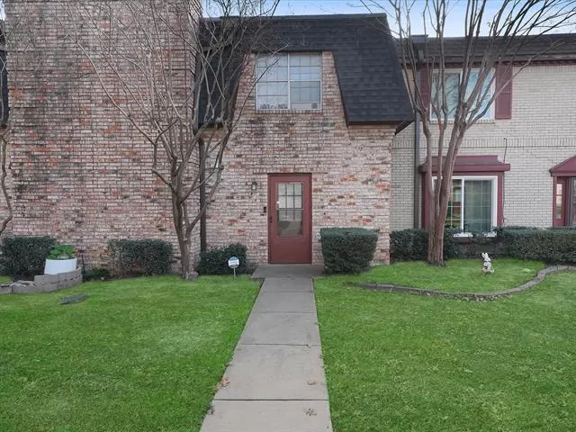 MLS: 21145929 Condo For Sale