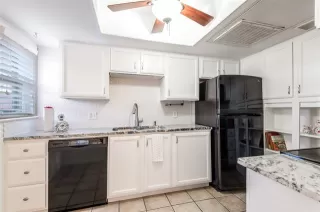 Photo #6: 21146423 Listing 