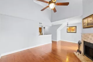 Photo #3: 21146507 Listing