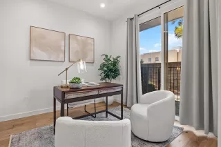 Photo #4: 21146776 Listing