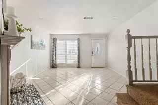 Photo #6: 21146854 Listing