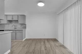 Photo #4: 21147228 Listing 