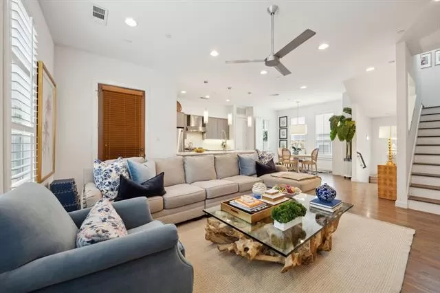 MLS: 21147361 Condo For Sale