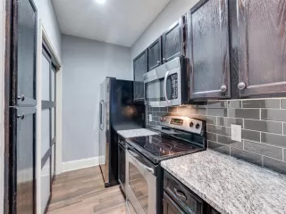 Photo #6: 21147398 Listing 