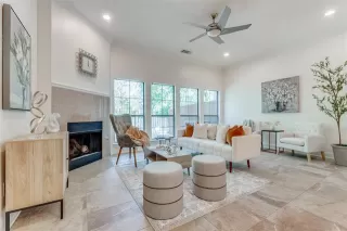 Photo #3: 21147928 Listing 