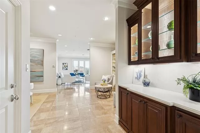 MLS: 21147937 Condo For Sale