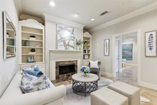 Photo #2: 21147937 Listing