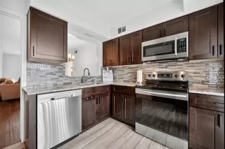 Photo #2: 21148004 Listing 