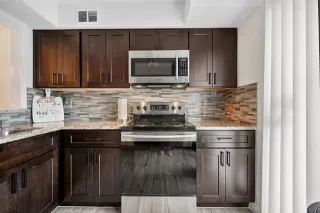 Photo #4: 21148004 Listing 