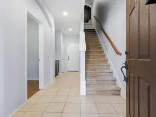 Photo #3: 21148638 Listing 