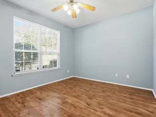 Photo #5: 21148638 Listing 