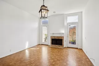 Photo #4: 21149027 Listing 