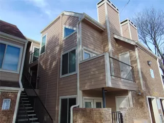 Photo #5: 21149517 Listing