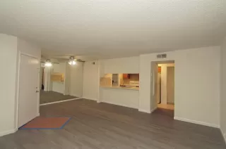 Photo #3: 21149649 Listing