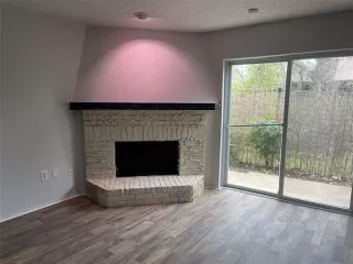 Photo #4: 21150241 Listing