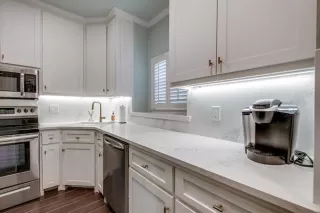 Photo #2: 21150707 Listing 