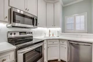 Photo #3: 21150707 Listing 