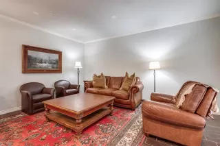 Photo #5: 21150707 Listing 