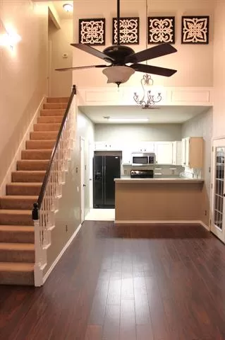 Photo #2: 21150736 Listing 