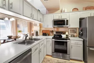 Photo #4: 21150748 Listing 