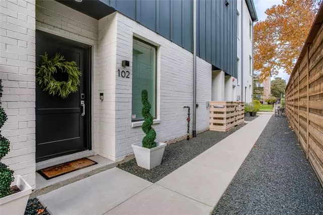 MLS: 21150930 Condo For Sale