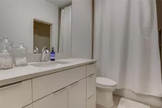 Photo #5: 21150930 Listing 