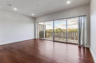 Photo #2: 21150978 Listing 