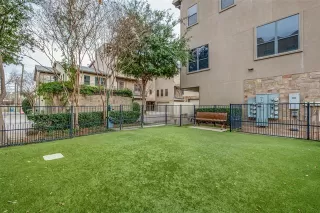 Photo #2: 21151131 Listing