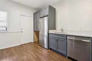 Photo #6: 21151881 Listing 