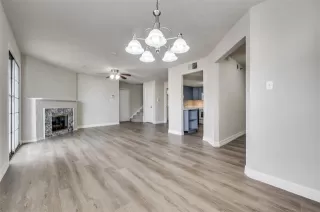 Photo #4: 21152005 Listing 