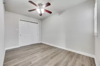 Photo #6: 21152005 Listing 