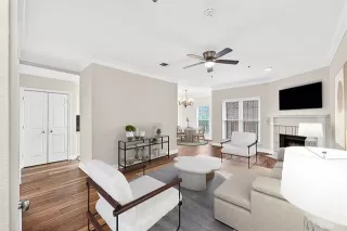 Photo #2: 21152213 Listing 