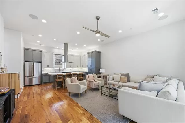 MLS: 21152488 Condo For Sale