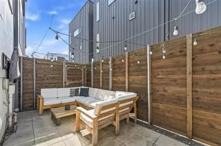 Photo #5: 21152488 Listing 