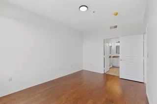 Photo #4: 21152685 Listing 