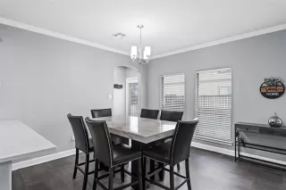 Photo #6: 21152853 Listing