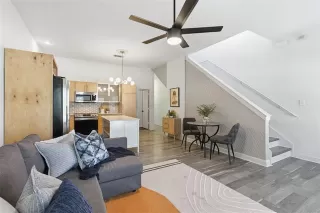 Photo #4: 21152900 Listing 