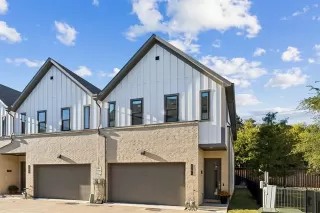 Photo #2: 21153036 Listing 