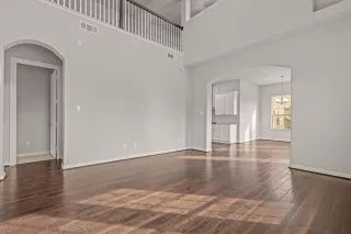 Photo #5: 21153038 Listing 