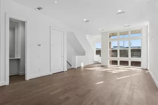 Photo #5: 21153165 Listing 