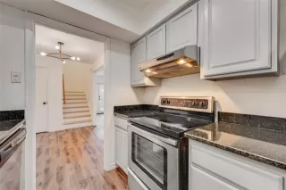 Photo #5: 21153407 Listing 